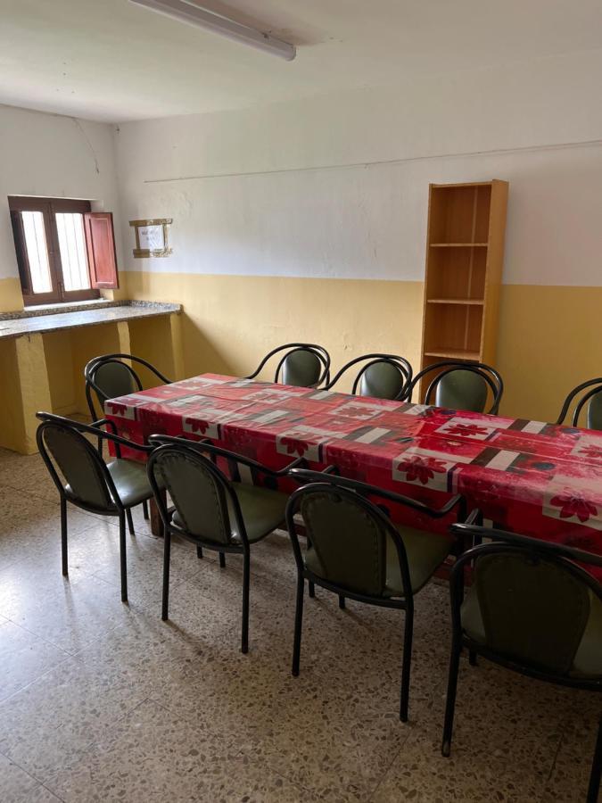 Хостел Albergue Municipal Сан-Мартін-дель-Каміно Екстер'єр фото